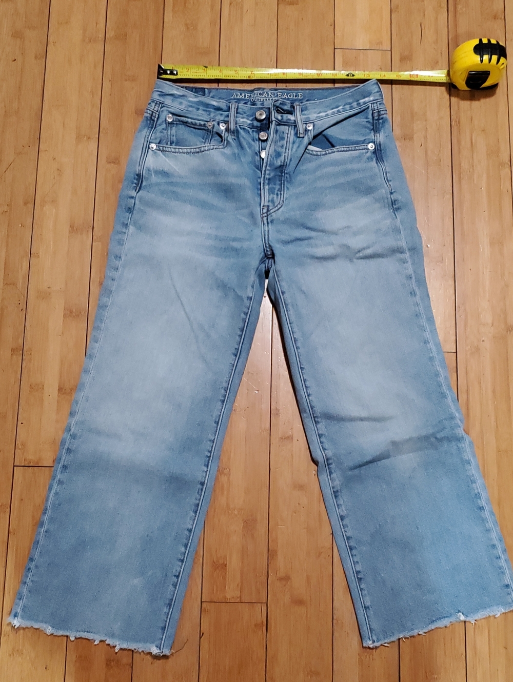 American Eagle Outfitters Size 2 Wide-Leg Crop Jeans
